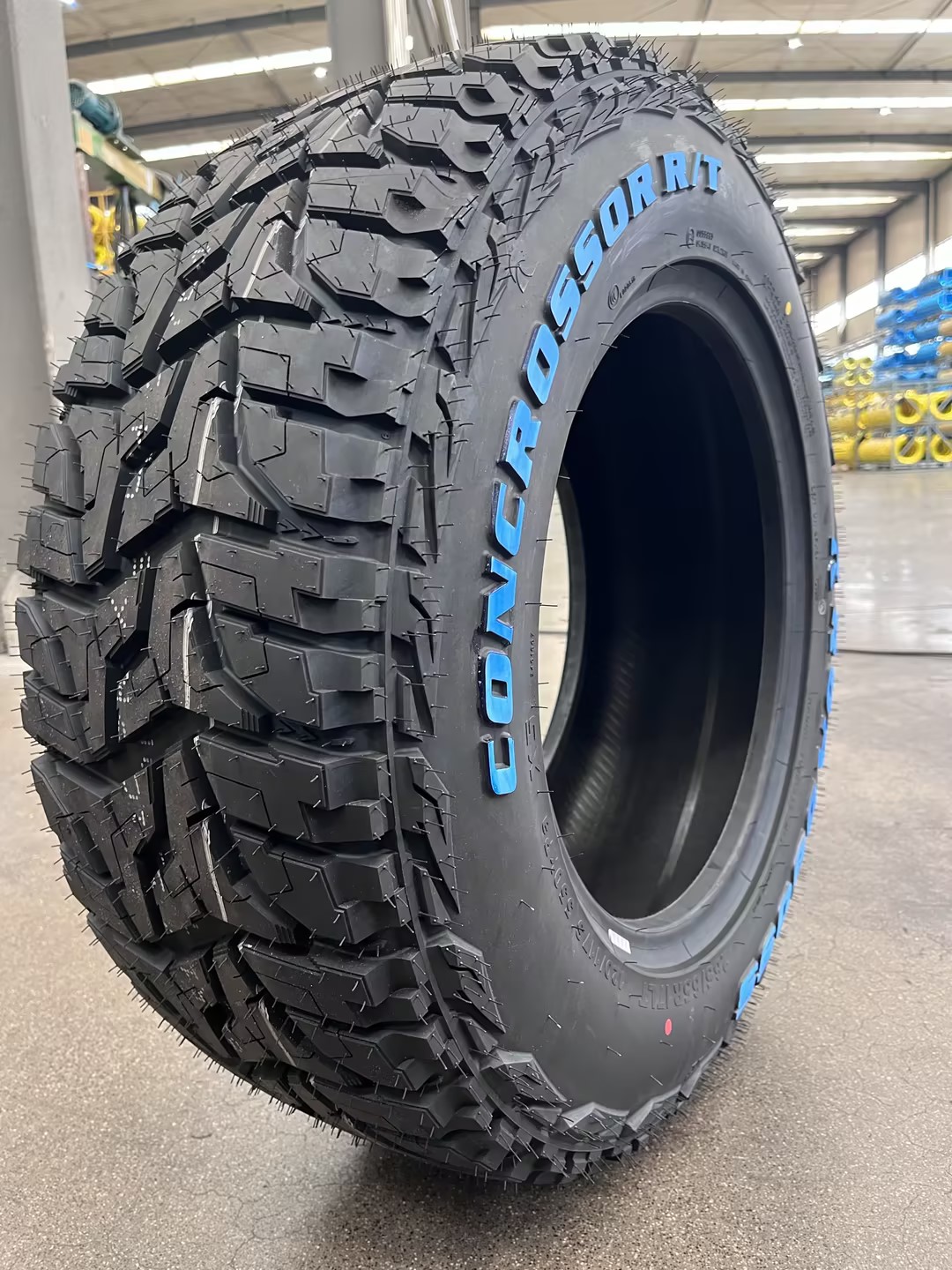LLANTA ROADBOSS "CONCROSSOR X5" R/T LT 265/70 R17 10PR 121/118R TL (LETRA BLANCA)