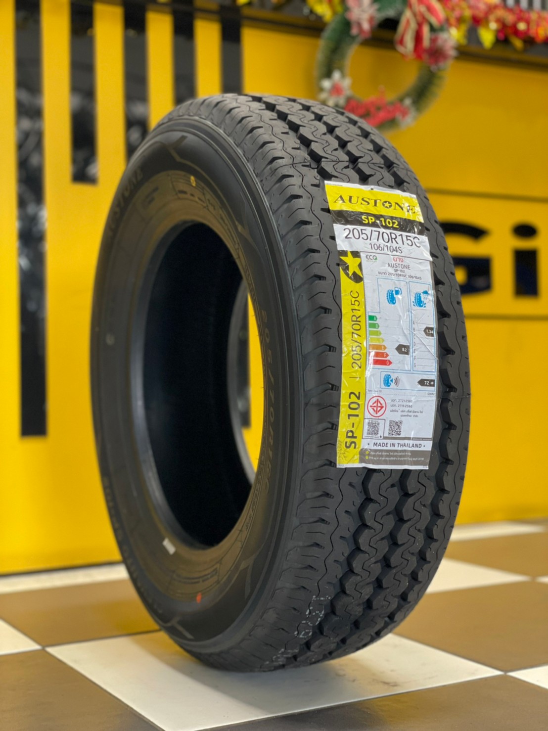LLANTA AUSTONE "CLEVANTO VAN SP-102" DELANTERO 205/70 R15 C 8PR 106/104S THALANDIA TL