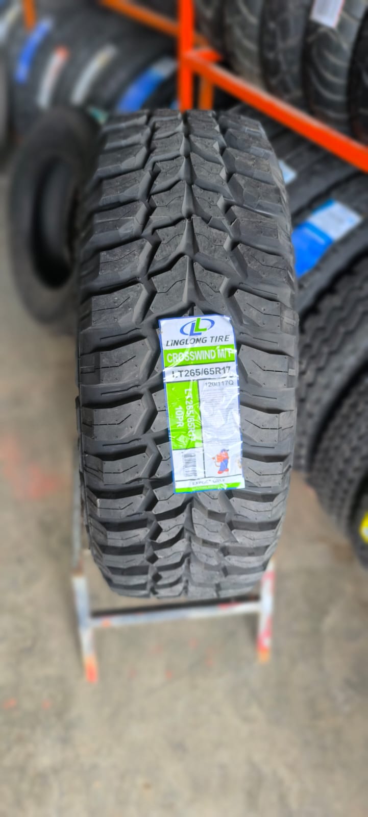 LLANTA LING LONG "CROSSWIND" M/T LT 265/70 R17 10PR 121/118Q TL